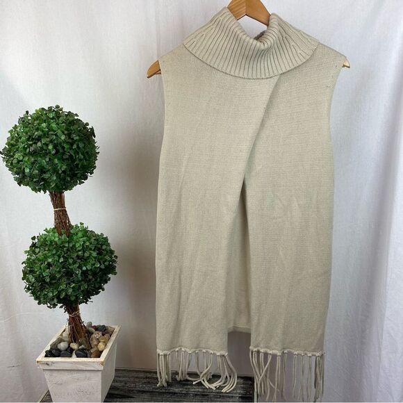 BCBGenerations Tan knit Fringe Trim Sleeveless Tunic Top S NEW - Picture 4 of 8